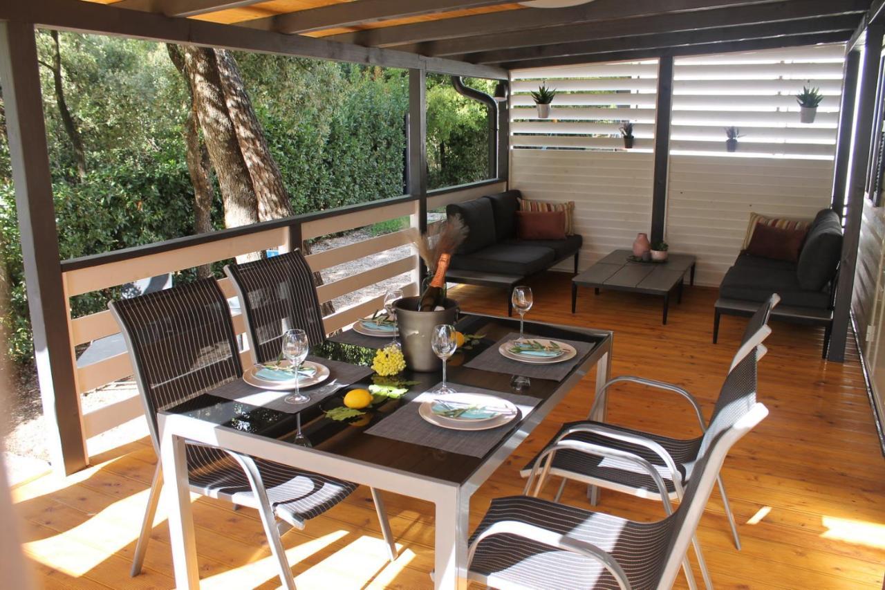 Mobile Home Cicibela บีโอกราดนาโมรู ภายนอก รูปภาพ